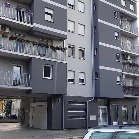Apartment Luna *