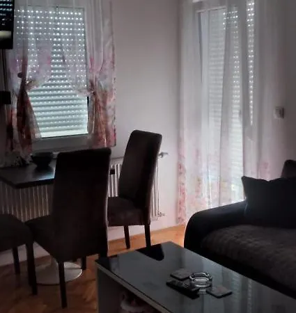 Luna Apartment